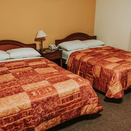 Hotel Sierra Dorada Аякучо Екстер'єр фото