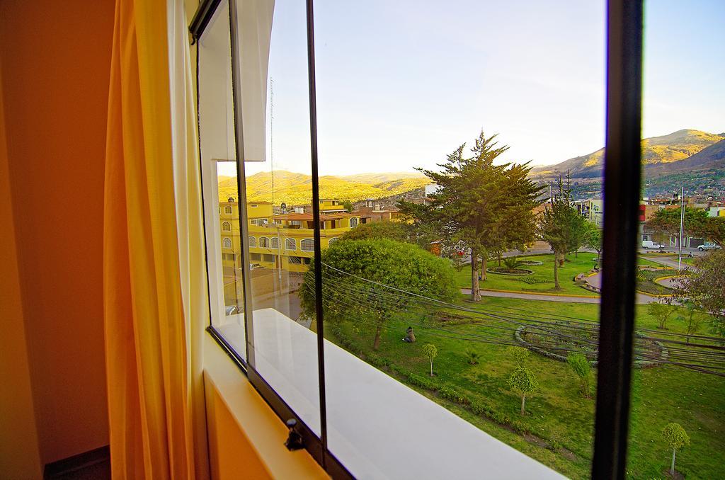 Hotel Sierra Dorada Аякучо Екстер'єр фото